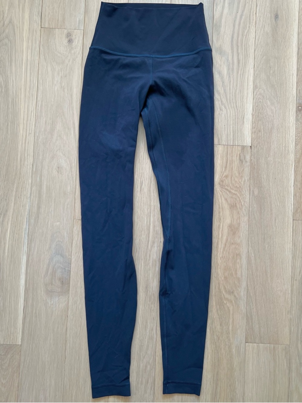 lululemon athletica Align Navy High-Rise Leggings 28” Size 2 - Picture 3 of 6